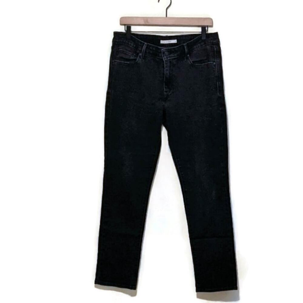 Levi’s Mid Rise Straight Leg Black Denim Jeans Classic Casual Streetwear Size 12